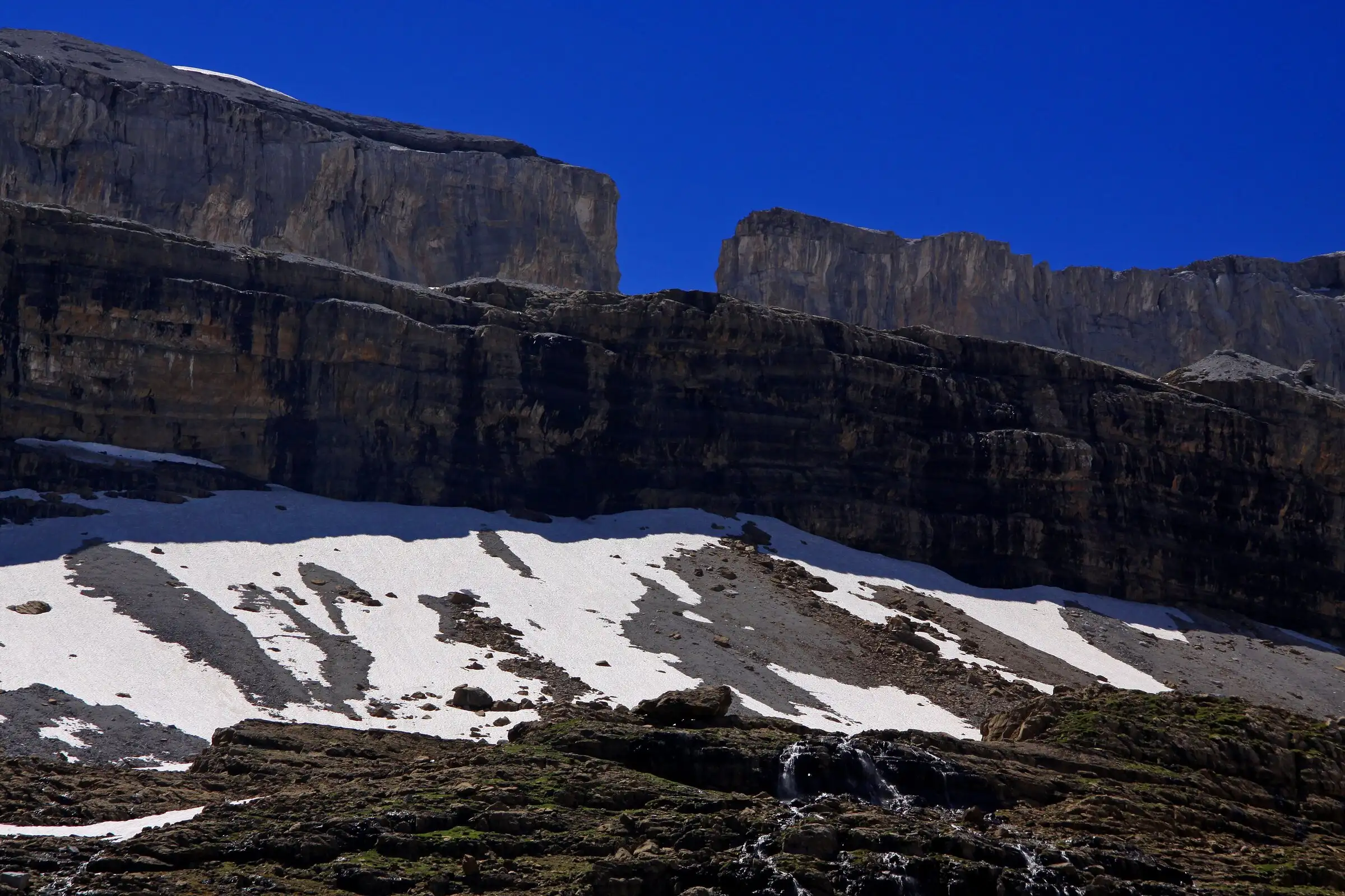 The Brèche de Roland seen from the Sarradets valley, on the way up